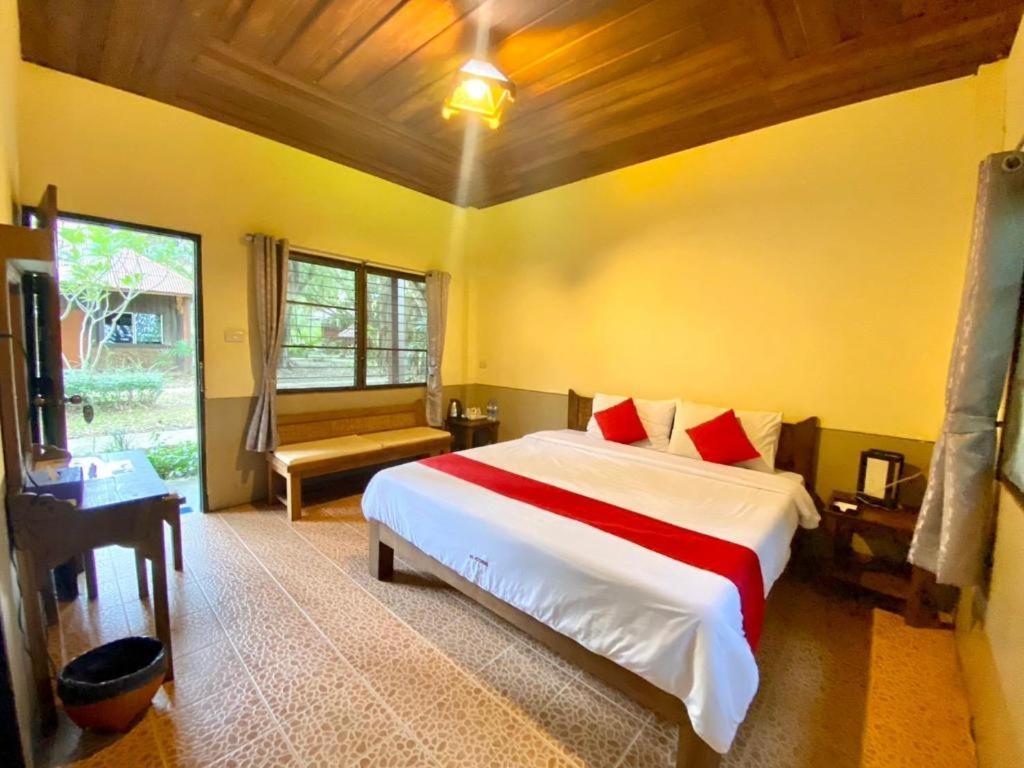 Pai Hotsprings Spa Resort Екстериор снимка